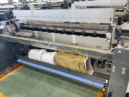 1200 RPM 3.7KW वाटर जेट लूम्स फैब्रिक हाई डेंसिटी वीविंग इक्विपमेंट