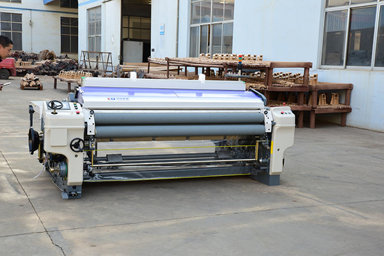 2 नोजल Sulzer वाटर जेट करघे डबल पंप 1000 RPM टेक्सटाइल वीविंग मशीन